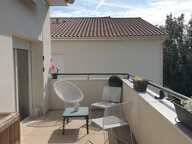 VAULX EN VELIN VILLAGE - APPARTEMENT DE 2015 - 79M — photo 2