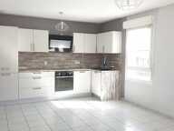 VAULX EN VELIN VILLAGE - APPARTEMENT DE 2015 - 79M — photo 3