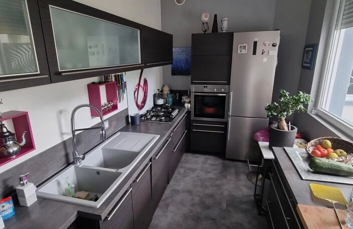 MAISON RENOVEE 135 M² AVEC JARDIN ET GARAGE — photo 4