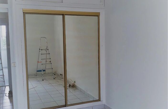 Bien vendu : Appartement  Saint-Denis (97400) — photo 3