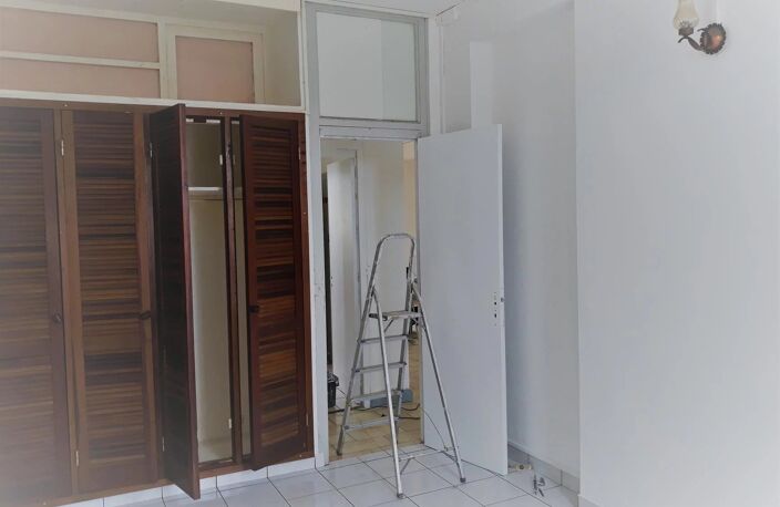 Bien vendu : Appartement  Saint-Denis (97400) — photo 4