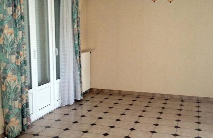 Bien vendu : Maison  Reims (51100) — photo 2