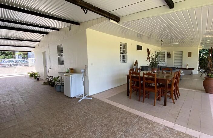 Bien vendu : Maison  Matoury (97351) — photo 3