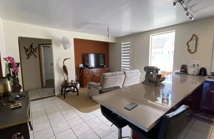 Bien vendu : Maison  Matoury (97351) — photo 4