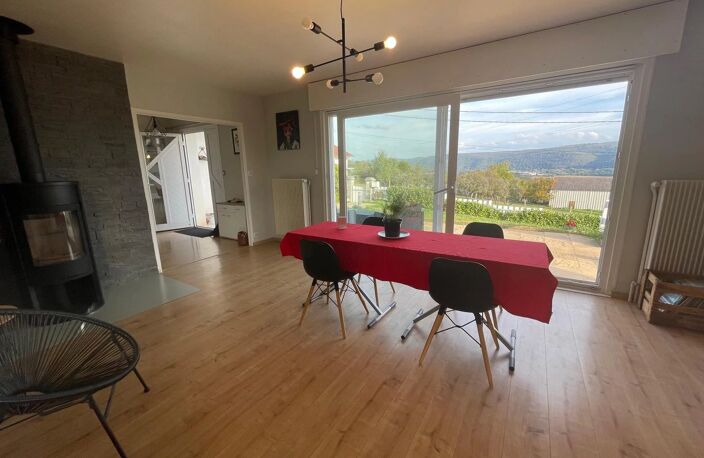 JOLIE MAISON - 10 MN DE BESANÇON — photo 4