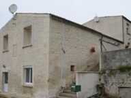 BELLE MAISON CHARENTAISE SUR TROIS NIVEAUX — photo 4