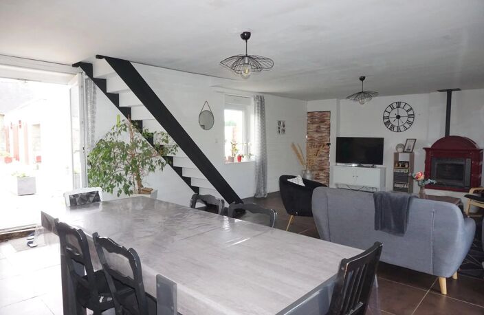 MAISON EN PIERRE SPACIEUSE ET CALME — photo 4
