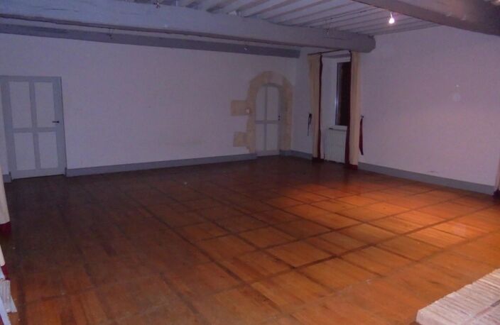 PROPRIÉTÉ EN PIERRES — photo 2