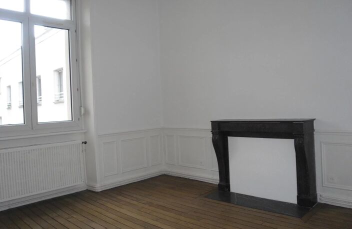 Bien vendu : Appartement  Reims (51100) — photo 3