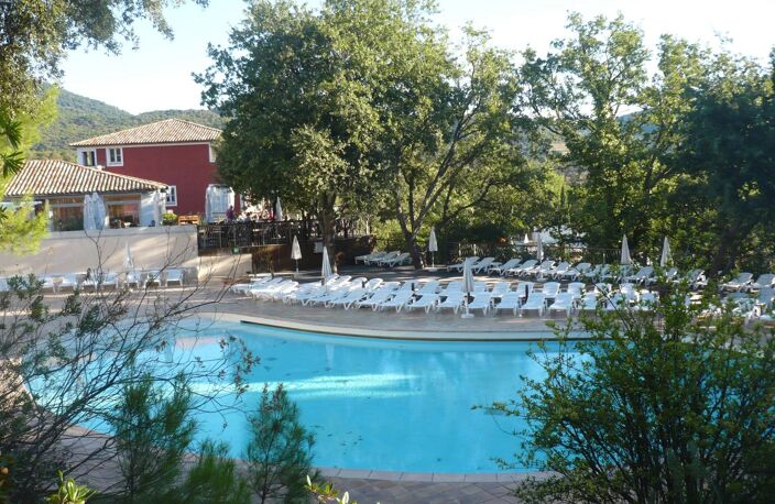 GRIMAUD - CHARMANT 3 PIECES DANS RESIDENCE PRIVEE — photo 3