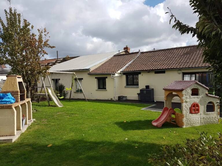 Maison 6 pièces  à vendre  — photo 1