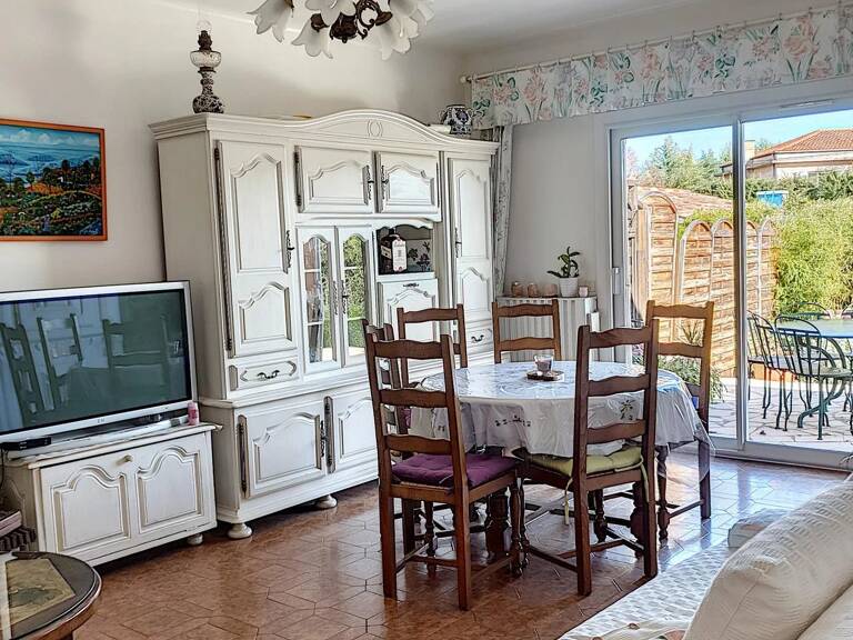 Maison 5 pièces avec piscine . — photo 1