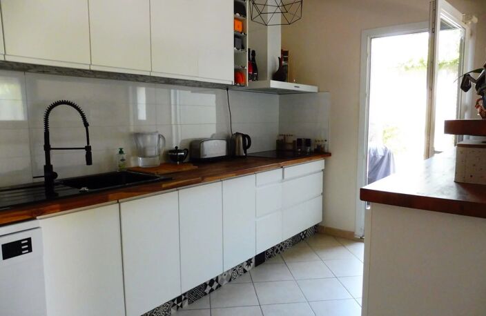 Bien vendu : Appartement  Salon-de-Provence (13300) — photo 5