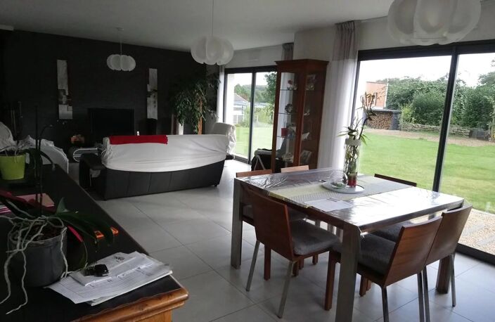 Contemporaine de 2013, 155m² hab, 1150m² de terrai — photo 2