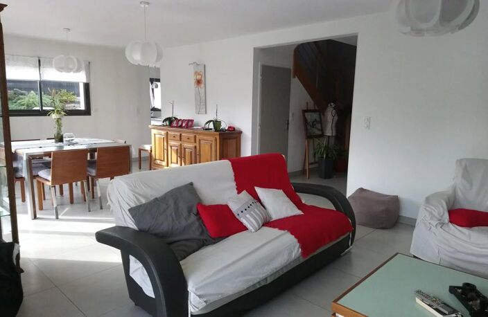 Contemporaine de 2013, 155m² hab, 1150m² de terrai — photo 3
