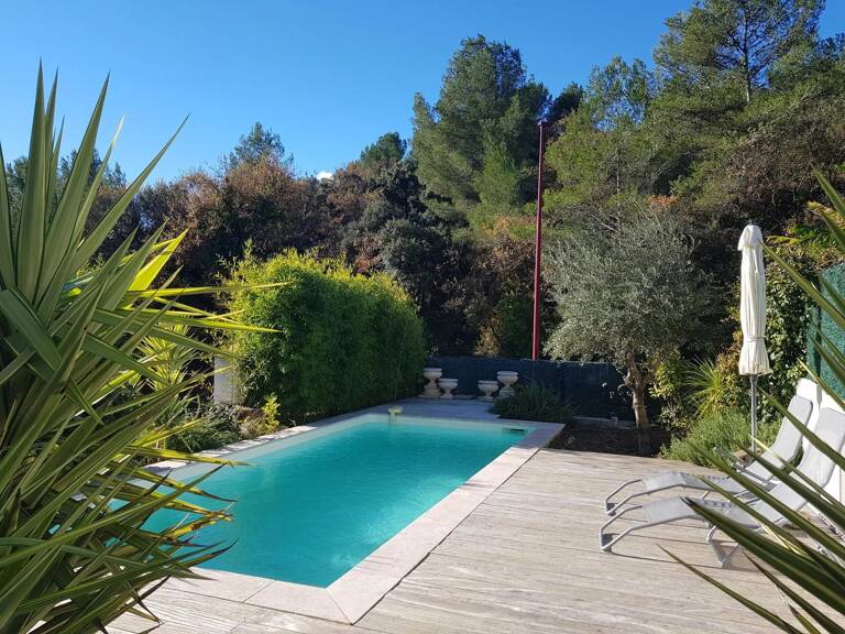 Maison 5 pièces  à vendre  — photo 1