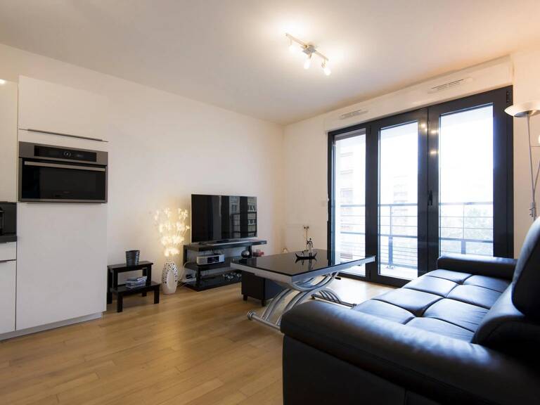 EXCLUSIVITE - APPARTEMENT T2 + 2 PARKINGS SS — photo 1