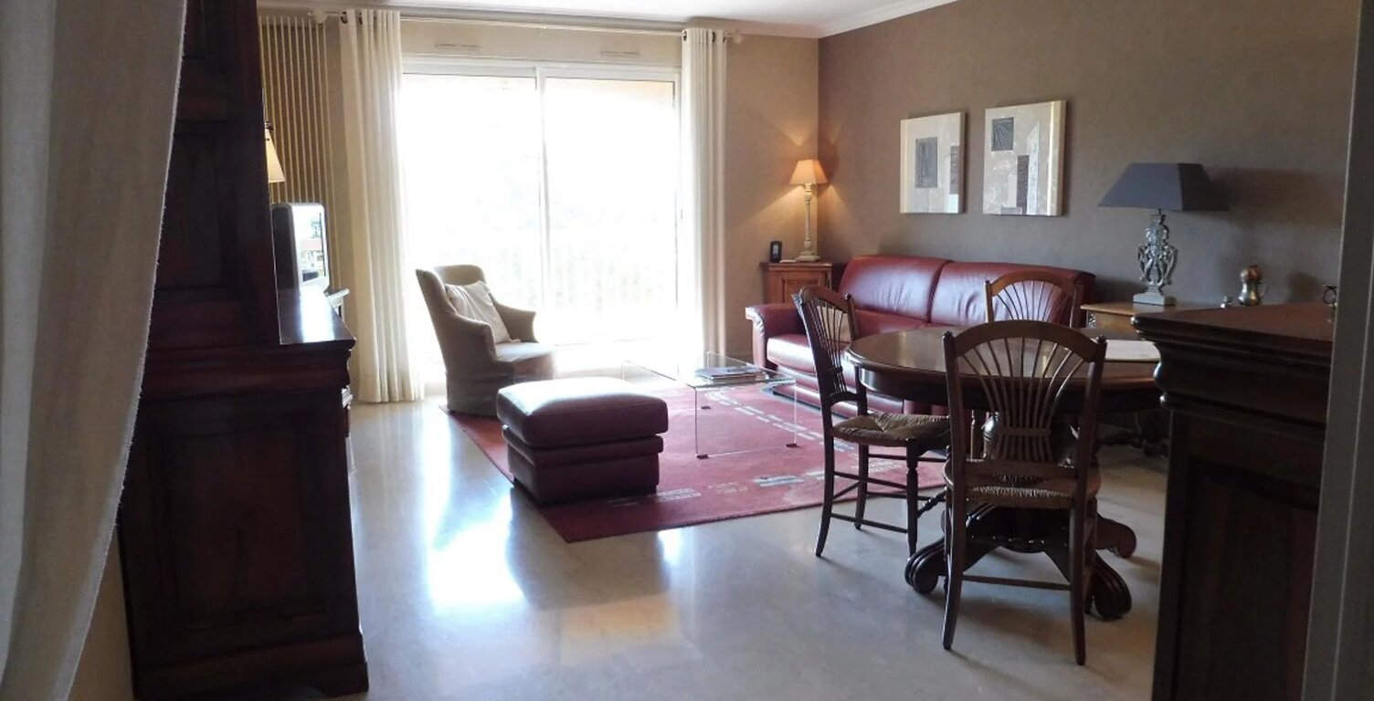 Bien vendu : Appartement  Salon-de-Provence (13300) — photo 1