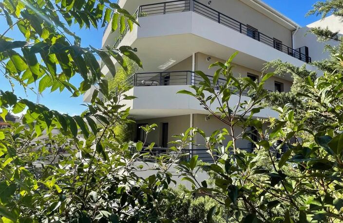 ST RAPHAEL - T3 RECENT AVEC TERRASSE 30 m² — photo 5