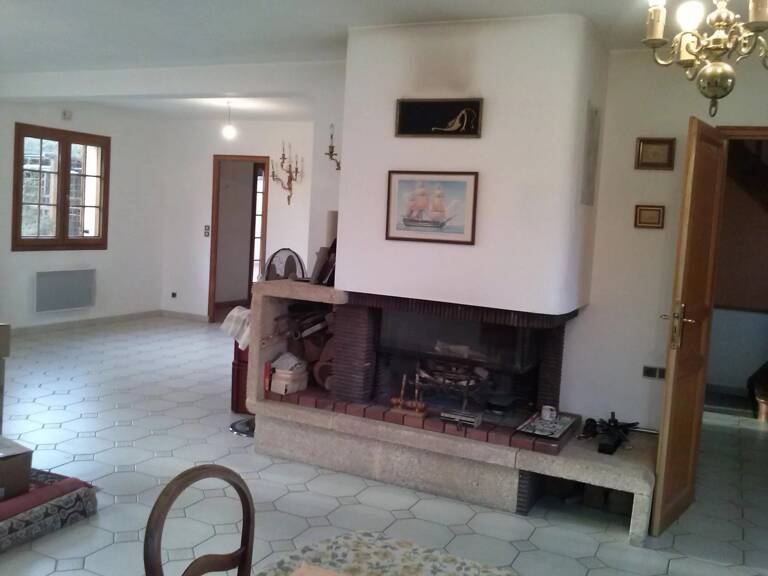 Maison 8 pièces  à vendre  — photo 1