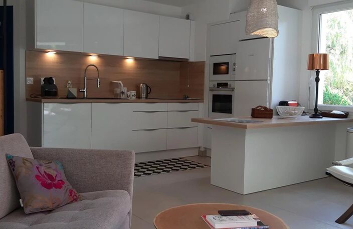 CAVALAIRE T3 REZ de JARDIN RESIDENCE RECENTE — photo 3