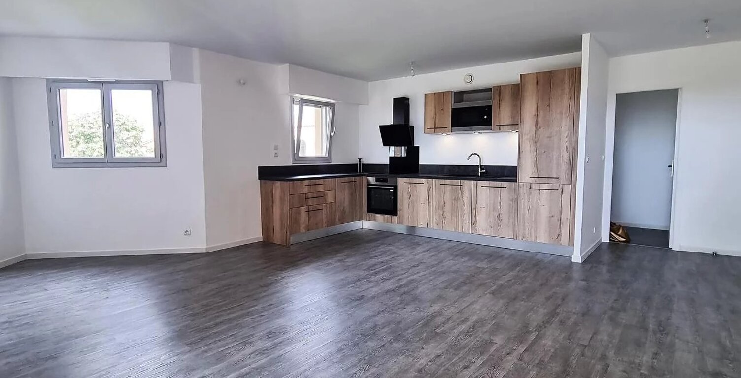 Appartement 3 pièces avec garage . — photo 1