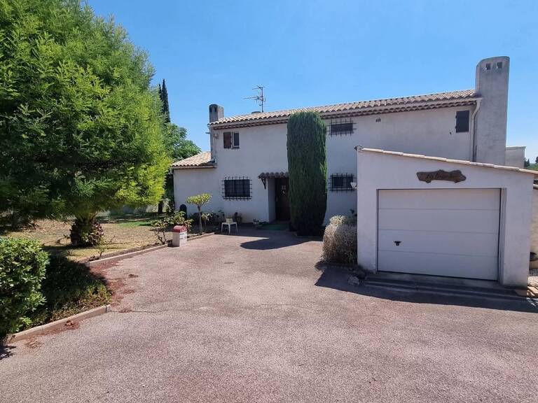 Villa 6 pièces 130 m²  avec Piscine . — photo 1