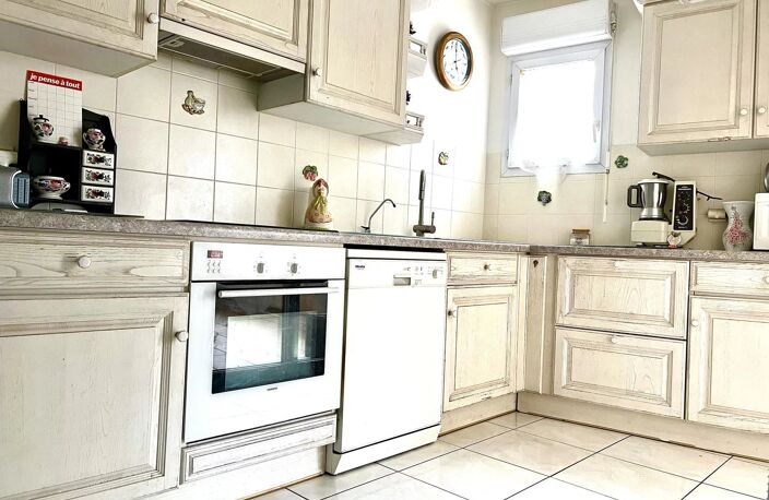APPARTEMENT T4 - SAINT RAPHAEL — photo 4