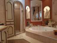 Villa 7 pièces 332m² avec piscine . — photo 3
