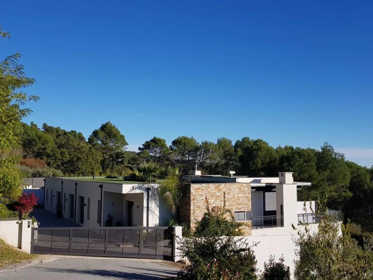 Maison 6 pièces  à vendre  — photo 1