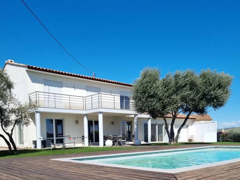 Villa 5 pièces 170m² avec piscine. — photo 1