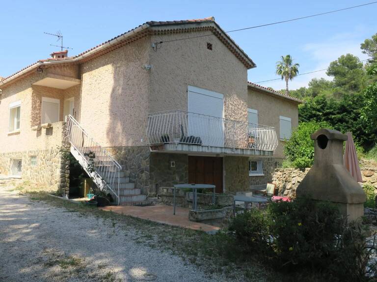 Maison 8 pièces  à vendre  — photo 1