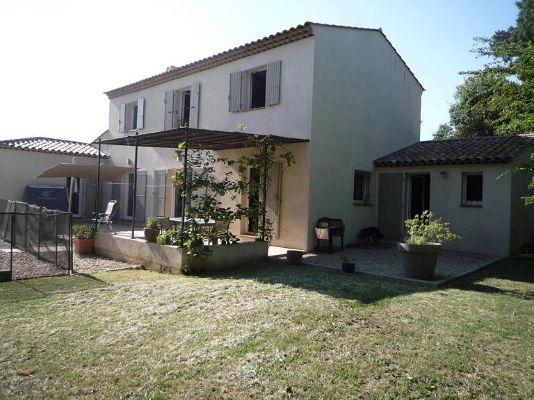 Maison 7 pièces  à vendre  — photo 1