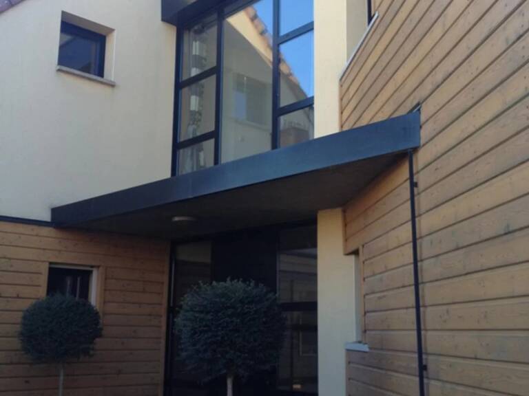 Maison 9 pièces  à vendre  — photo 1