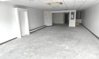 Commerce  1123 m² à vendre à Naintré (86530)