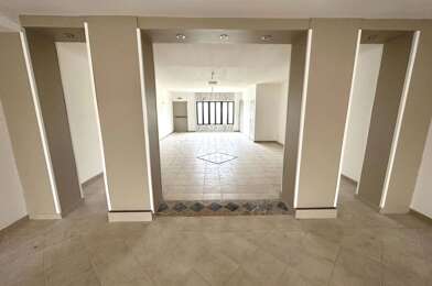 Commerce  454000 €