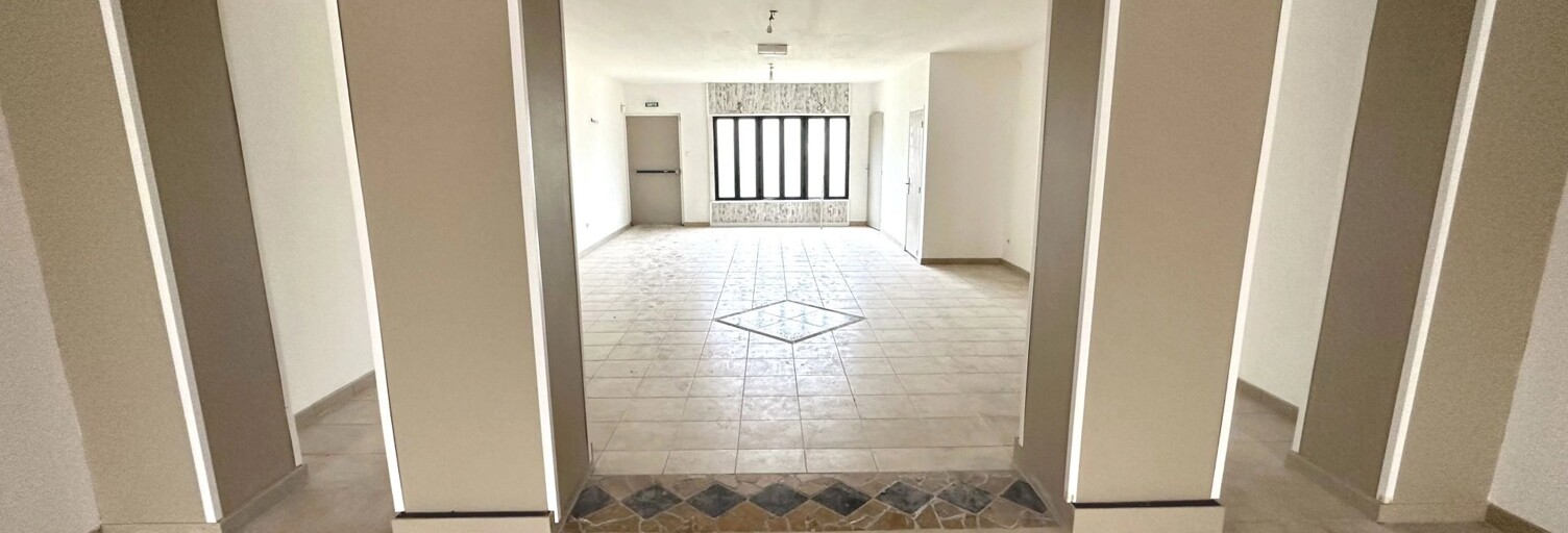 Commerce  890 m² à vendre à Naintré (86530)