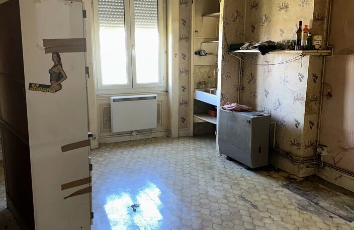 APPARTEMENT A RENOVER SECTEUR GARE — photo 3
