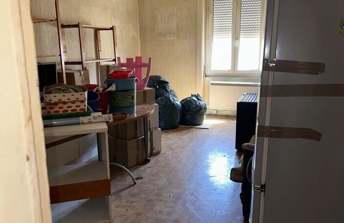 APPARTEMENT A RENOVER SECTEUR GARE — photo 4