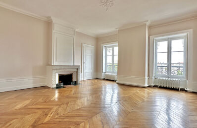 location appartement 2 188 € CC /mois à proximité de Lyon 5 (69005)