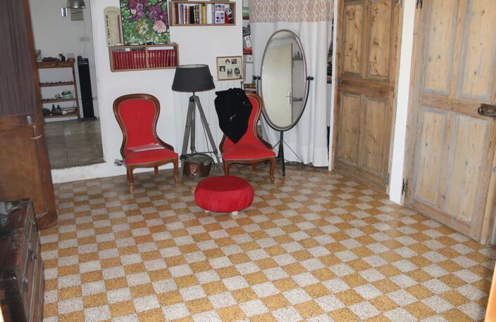 PROCHE ST AMBROIX, Mas 156 m² avec appartement, 1360 m² terrain — photo 5
