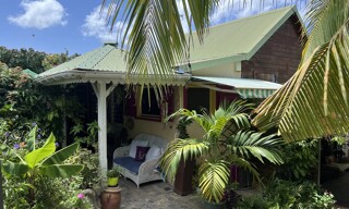 Maison 2 Pièces 74 m² à vendre à Bouillante (97125)