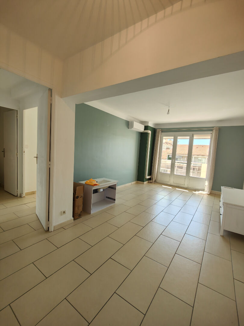 Photo Location Appartement 56 m² à Toulon 790 ¤ CC /mois image 4/4