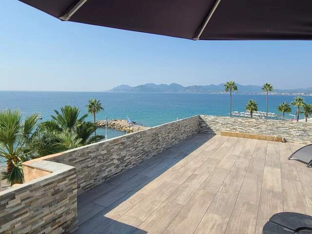 DERNIER ETAGE AVEC TERRASSE ROOF TOP — photo du bien