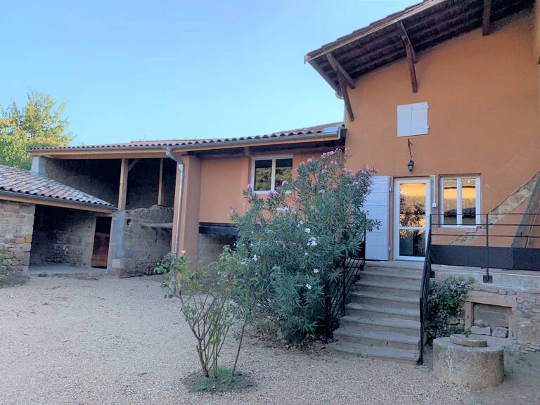 Maison réhabilitée - CHASSELAY — photo 1