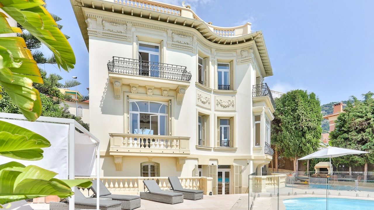 maison 6 pièces 300 m2 à louer à Villefranche-sur-Mer (06230)