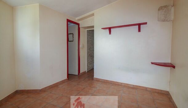 Maison de Village  2 pièces  à vendre Varzay 17460