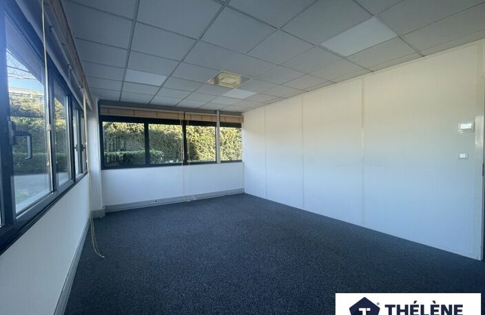 BUREAUX à LOUER — photo 5