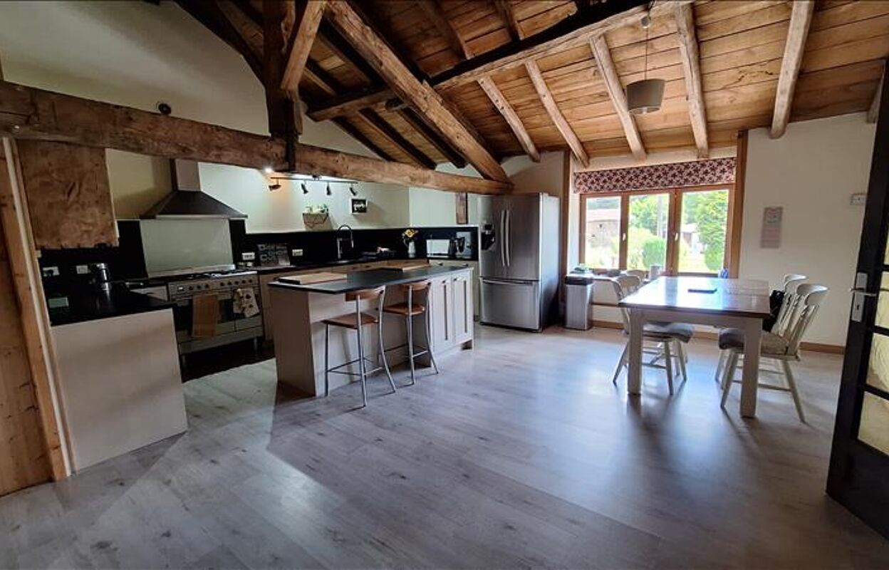 maison 5 pièces 251 m2 à vendre à Chéronnac (87600)