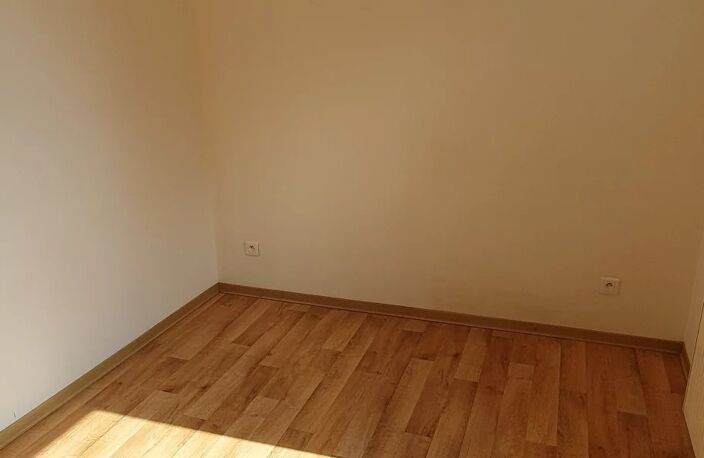 Bien vendu : Appartement 40 m² Trélon (59132) — photo 4